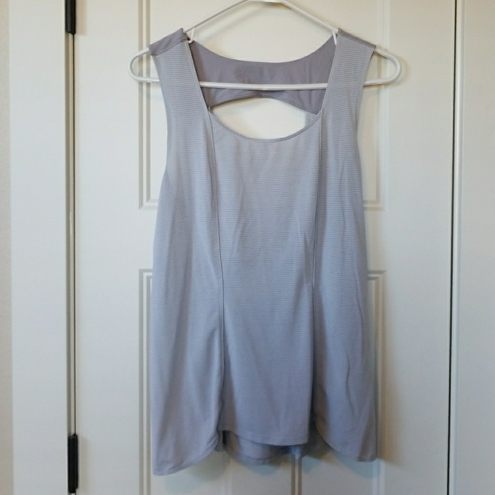 Lululemon grey workout tank